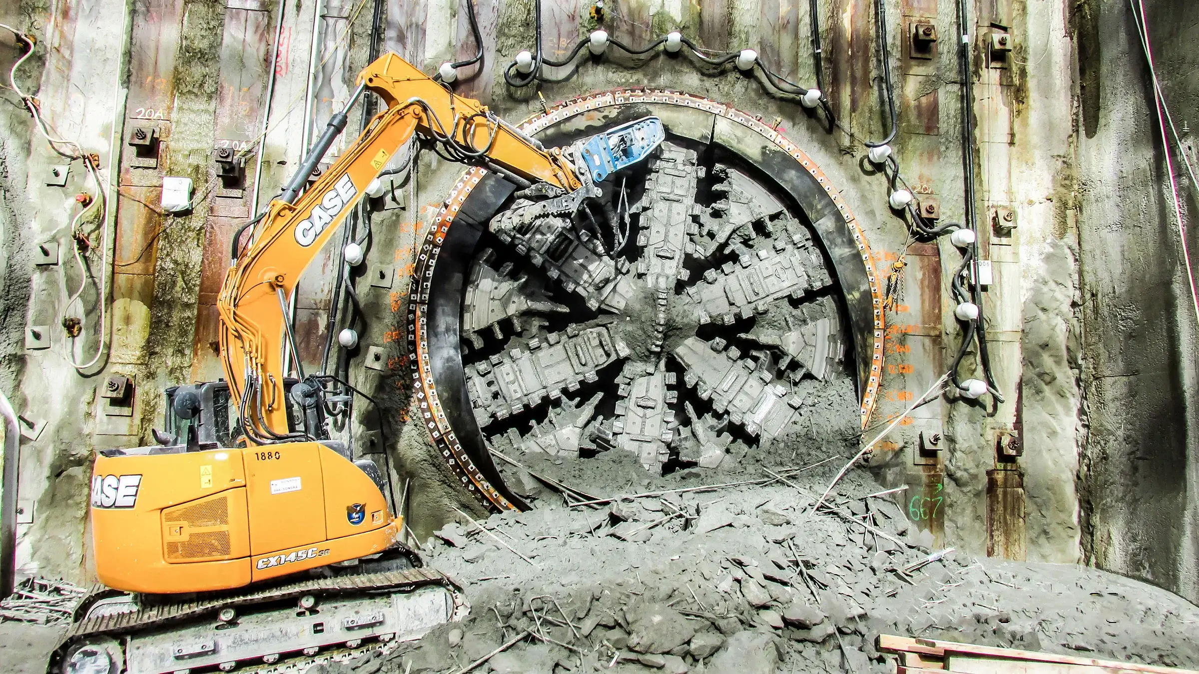 Excavator aids in installing Northgate Link Extension using trenchless techniques