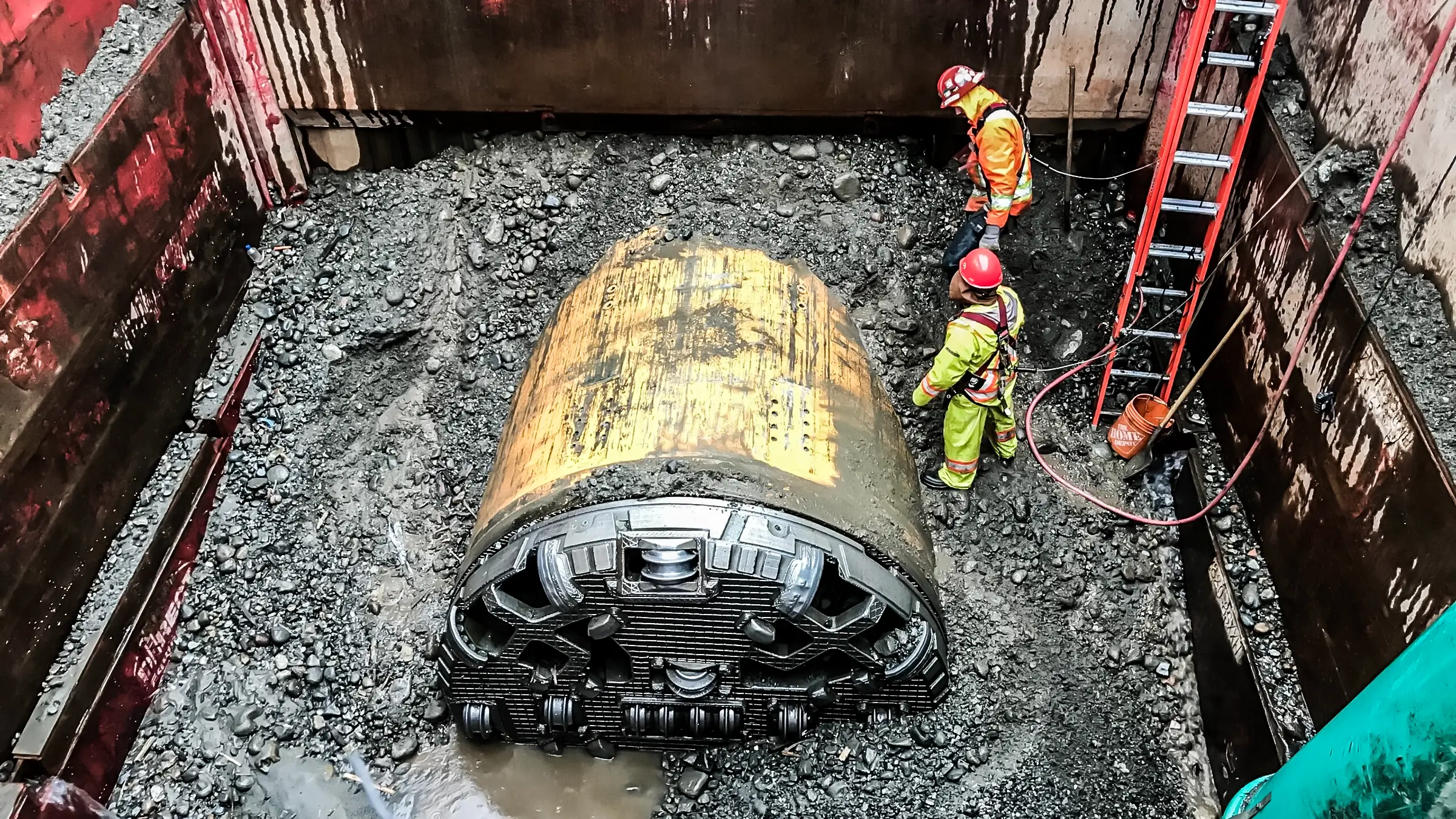A microtunnel boring machine completes a wastewater conveyance installation in Canada