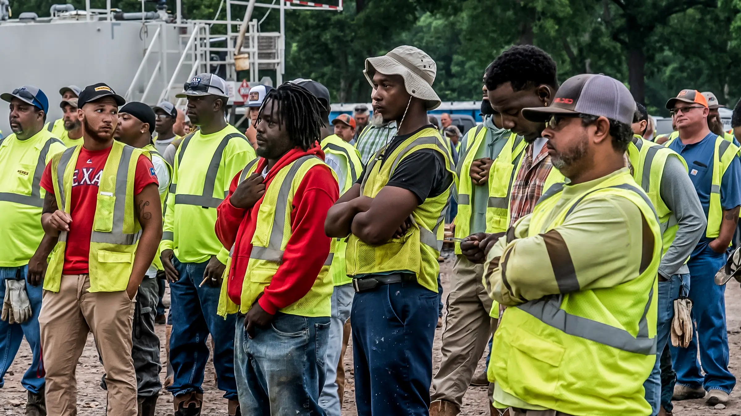 A pipeline crew stands in a crowd at the Gulf Run project.